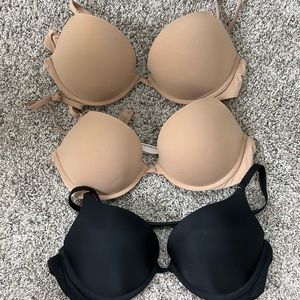 Lot of 3 Victorias Secret Push Up Bras 32D